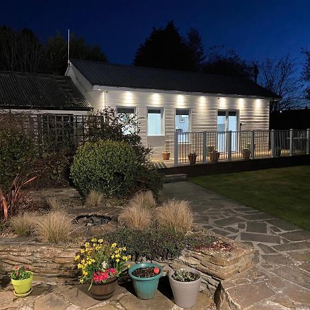 Chalet On The Green - Self Contained With Parking. Inshes Dış mekan fotoğraf