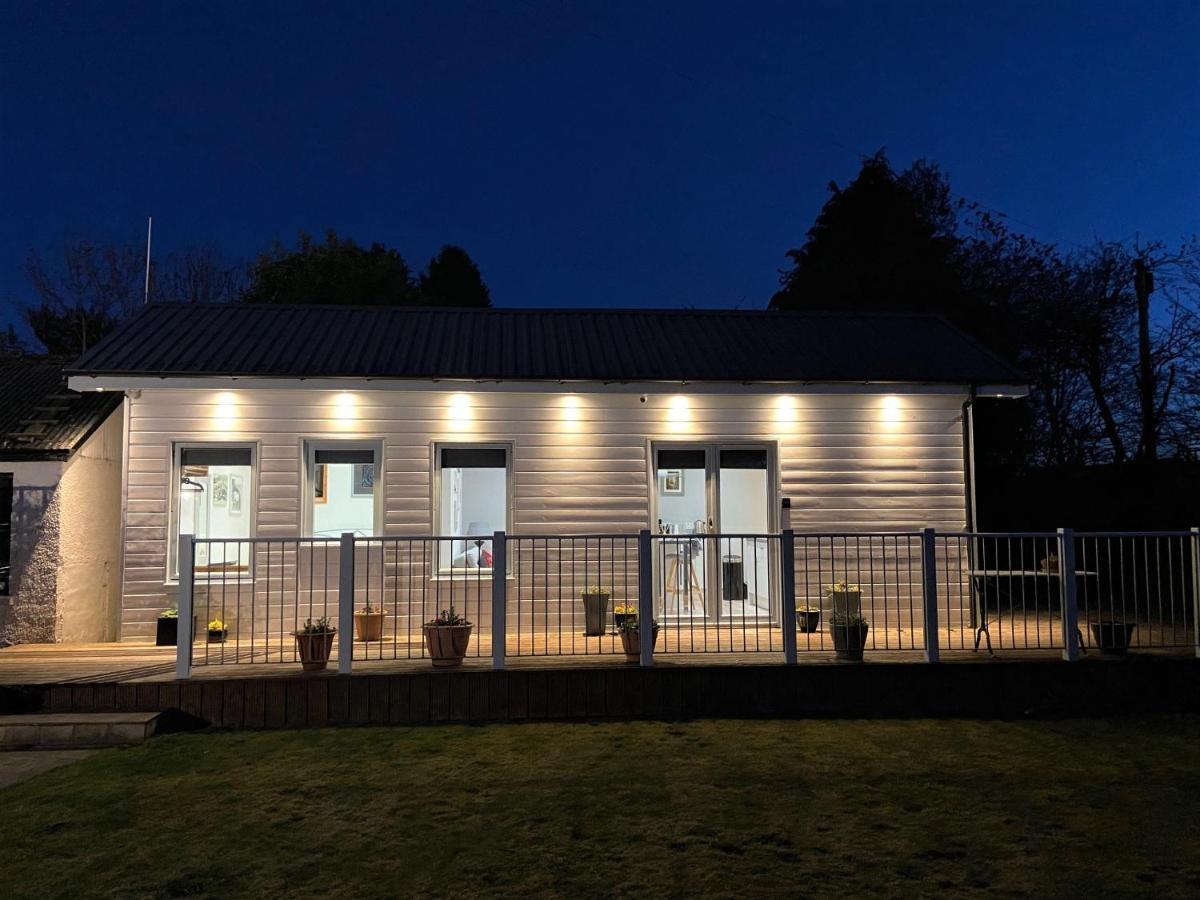 Chalet On The Green - Self Contained With Parking. Inshes Dış mekan fotoğraf